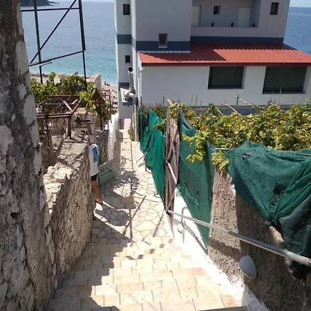 Nadim Apartmán *